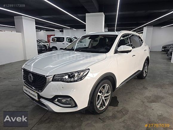 AVEK OTOMOTİVDEN 2024 MG HS LUXURY 1.5