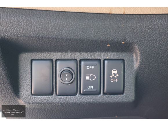2011-NİSSAN-X-TRAİL-2.0 DCİ-PLATİNUM-114.796 KM