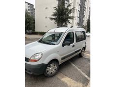 Sahibinden Renault Kangoo 1.5 2007 Model  230.000 km Beyaz
4 lastik yeni 
Motor sıfır yapıldı
Takas olur 