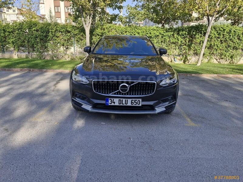 Sahibinden Volvo V90 Cross Country 2.0 B5 Pro 2020 Model Konya 136.000 km Gri