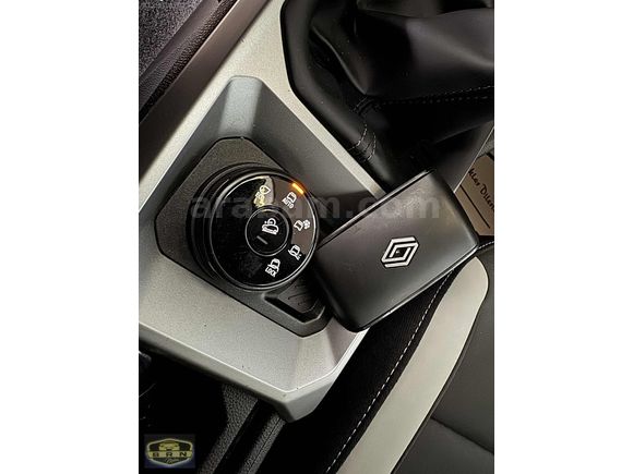 BRN MOTORS'DAN..2024 RENAULT DUSTER 1.2 MHEV HYBRİD 130 HP 4x4