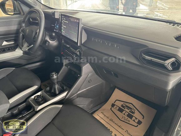 BRN MOTORS'DAN..2024 RENAULT DUSTER 1.2 MHEV HYBRİD 130 HP 4x4