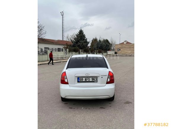Sahibinden Hyundai Accent Era 1.5 CRDi-VGT Style 2007 Model 