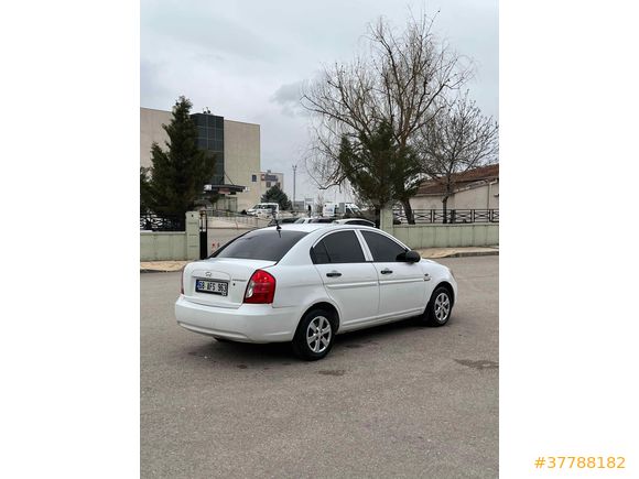 Sahibinden Hyundai Accent Era 1.5 CRDi-VGT Style 2007 Model 