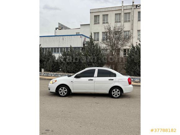 Sahibinden Hyundai Accent Era 1.5 CRDi-VGT Style 2007 Model 
