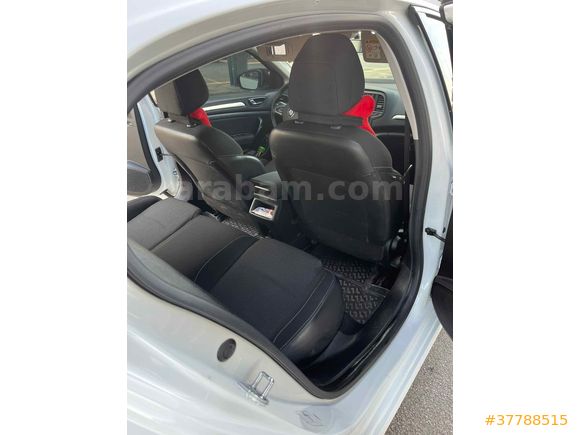 Sahibinden Renault Megane 1.3 TCe Joy 2020 Model 