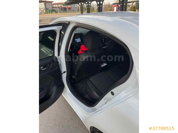 Sahibinden Renault Megane 1.3 TCe Joy 2020 Model 