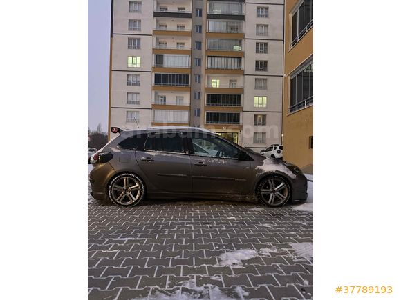 Sahibinden Renault Clio 1.5 dCi Grandtour Extreme 2012 Model  151.000 km Gri