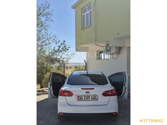Sahibinden Ford Focus 1.5 TDCi Style 2015 Model