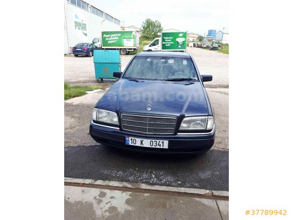 Sahibinden Mercedes - Benz C 200 Elegance 1996 Model 
Üste para vereceğim araçlarla takasa açıktır 