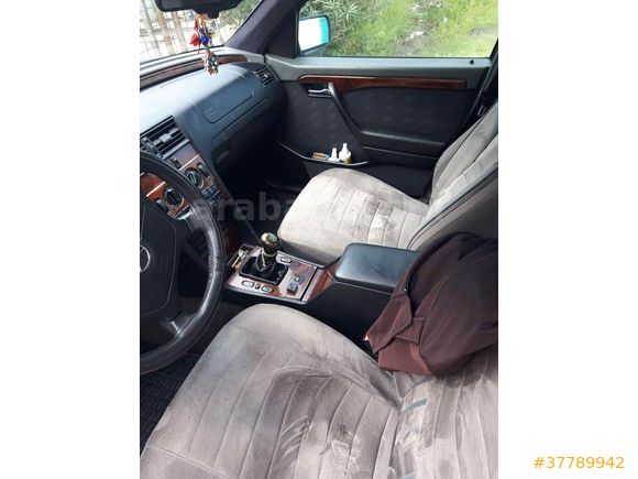 Sahibinden Mercedes - Benz C 200 Elegance 1996 Model 
Üste para vereceğim araçlarla takasa açıktır 