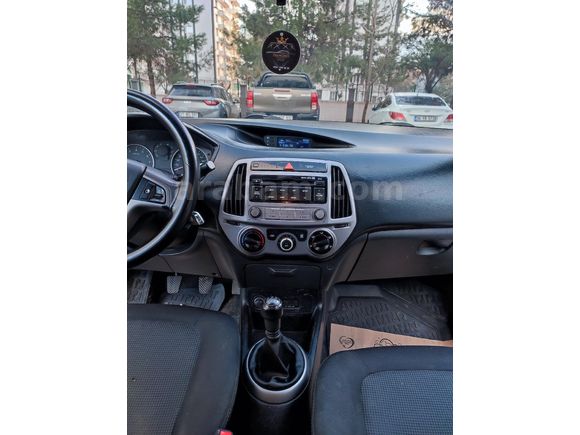 SAHİBİNDEN 2014 HYUNDAI i20 1.2 D-CVVT JUMP *LPG'Lİ* BAKIMLI&EKONOMİK