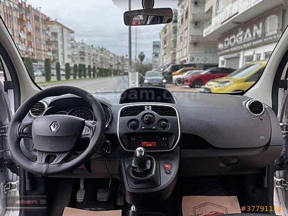 2017 MODEL KANGOO 1.5DCI TOUCH HATASIZ BOYASIZ FULL AKSESUARLI