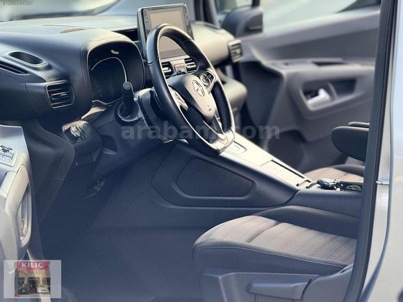 2024 ÇIKIŞLI/18.000KMDE/ELEGANCE/BOYASIZ/ELDEN SENET İMKANI