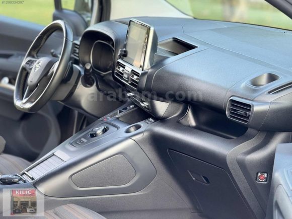 2024 ÇIKIŞLI/18.000KMDE/ELEGANCE/BOYASIZ/ELDEN SENET İMKANI