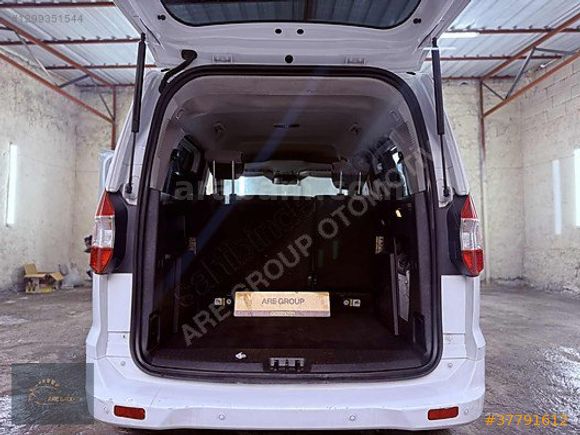 ARE GROUP'DAN 2018 FORD TOURNEO COURİER 1.5 TDCI TİTANİUM