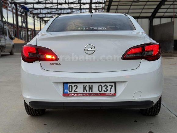 2018 ÇIKIŞLI +EDİTİON PLUS + İLK ELDEN + DEĞİŞENSİZ + TRAMERSİZ