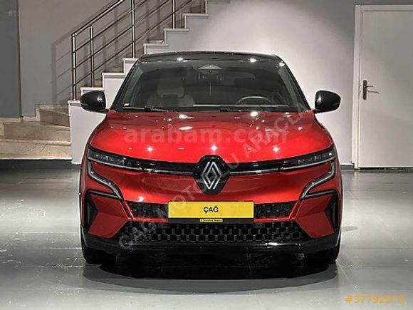 2024 MEGANE E-TECH ICONIC EV60 ÇİFT RENK İÇİ BEJ MASAJ ISITMA