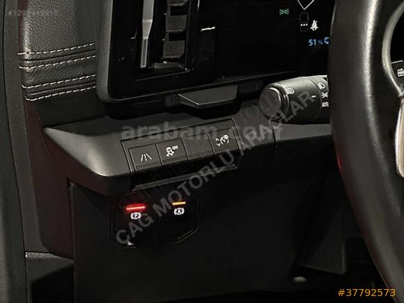 2024 MEGANE E-TECH ICONIC EV60 ÇİFT RENK İÇİ BEJ MASAJ ISITMA