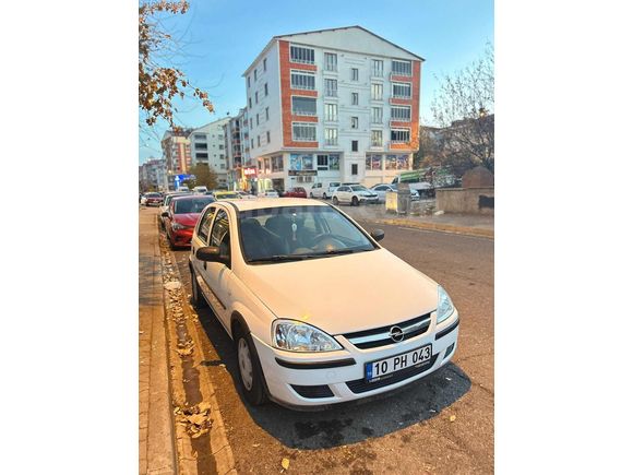Y&D OTOMOTİV 2004 CORSA DÜŞÜK KM