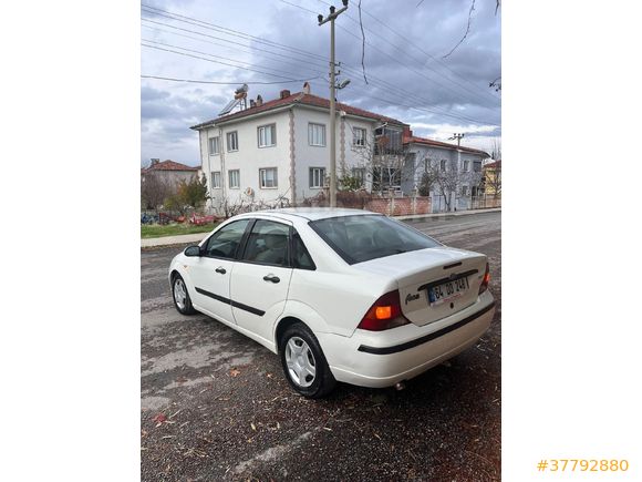 Sahibinden Ford Focus 1.8 TDCi Comfort 2004 Model