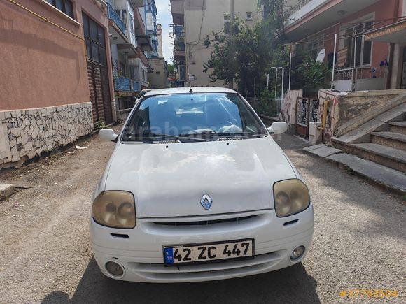 Sahibinden Renault Clio 1.4 2001 Model