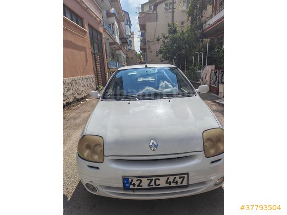 Sahibinden Renault Clio 1.4 2001 Model