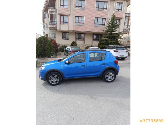 Sahibinden Dacia Sandero 0.9 TCe Stepway 2019 Model