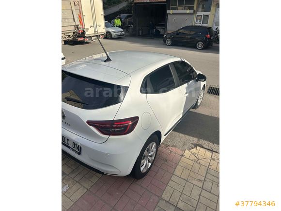 Sahibinden Renault Clio 1.0 SCe Joy 2022 Model 