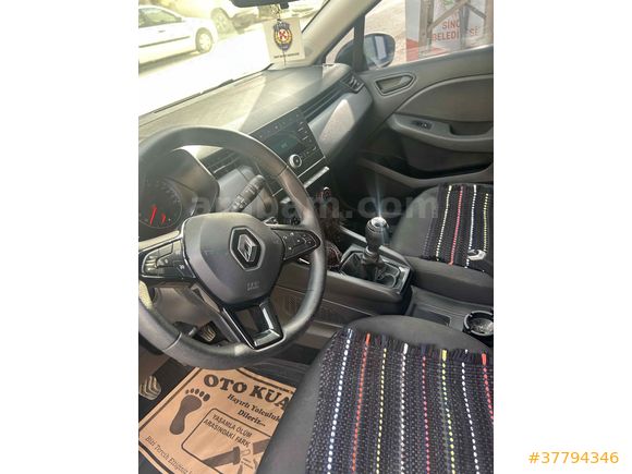 Sahibinden Renault Clio 1.0 SCe Joy 2022 Model 