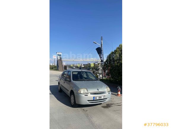 Sahibinden Renault Clio 1.4 RN 2000 Model  250.000 km Gri (Gümüş)