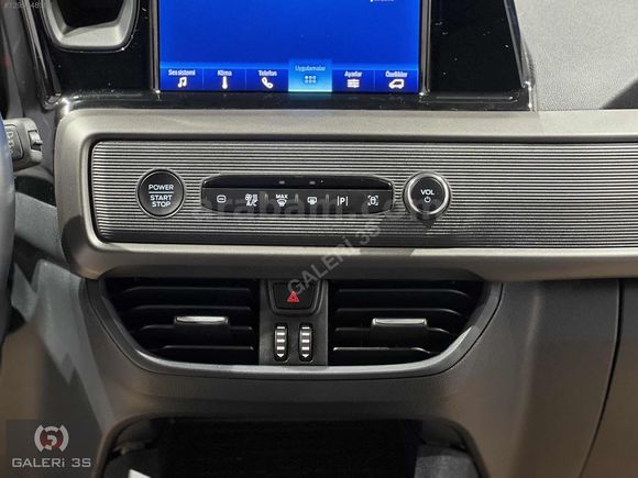 GALERİ 3S'DEN 2025 FORD TOURNEO COURİER TİTANİUM FULL