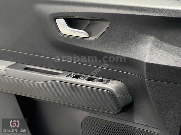 GALERİ 3S'DEN 2025 FORD TOURNEO COURİER TİTANİUM FULL