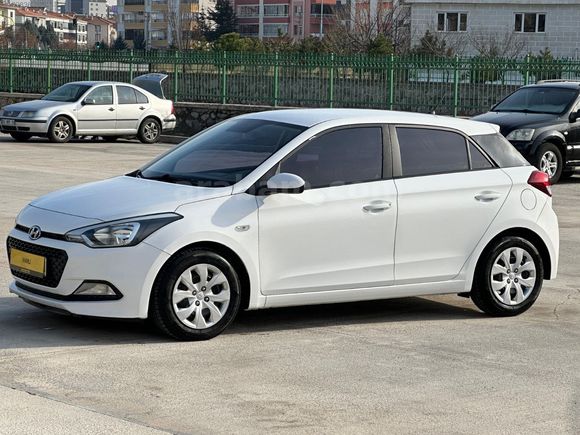 NAMLI'DAN //2016 MODEL // İ.20 MANUEL // 142 BIN KM DE