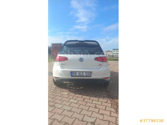 Sahibinden Volkswagen Golf 1.6 TDi BlueMotion 2014 Model  331000  km de