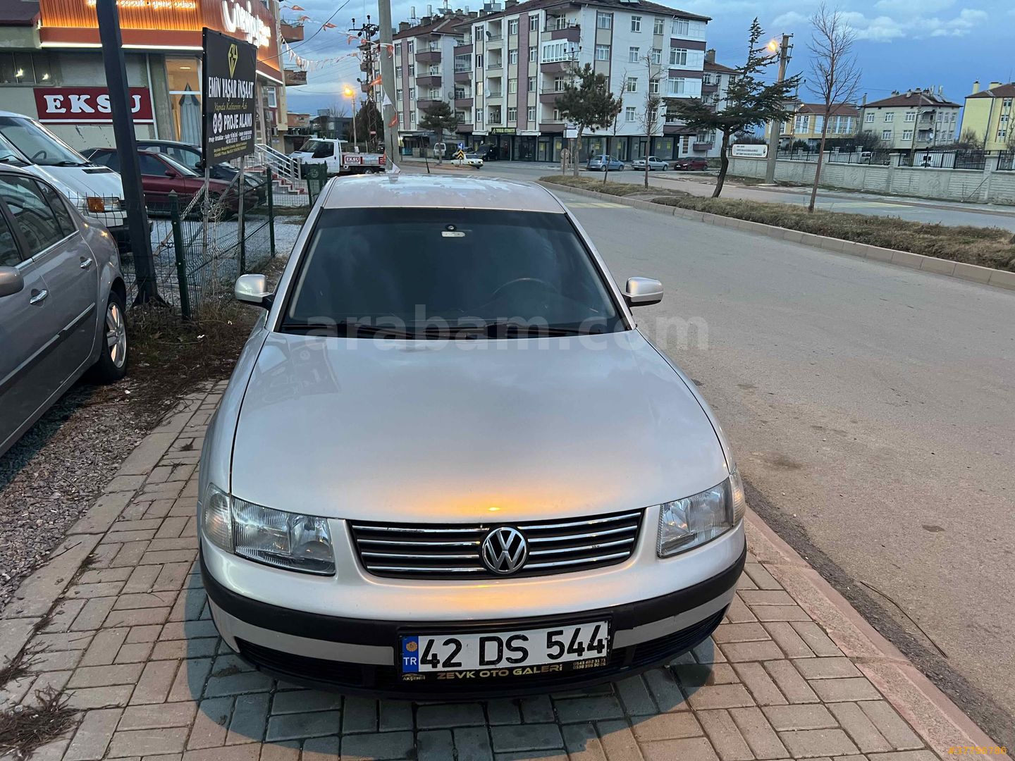 ZEVK OTO GALERİDEN PASSAT 1.8 T