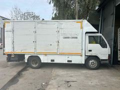 Liftli kamyon 