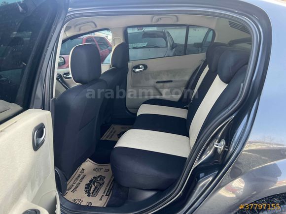 ZEVK OTO GALERİDEN MEGANE 2