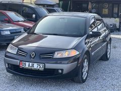 ZEVK OTO GALERİDEN MEGANE 2