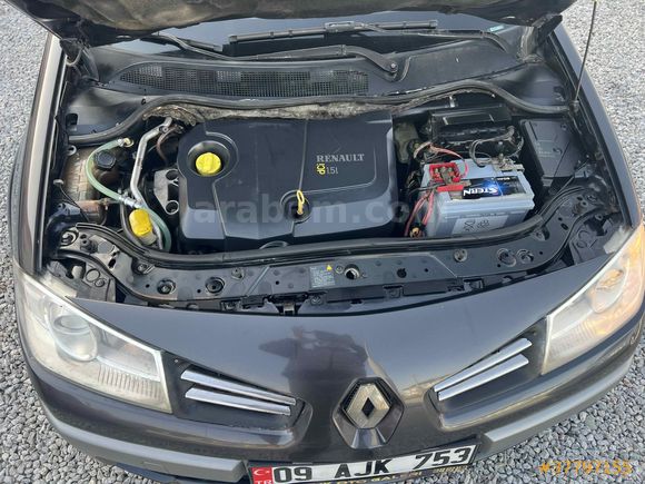 ZEVK OTO GALERİDEN MEGANE 2