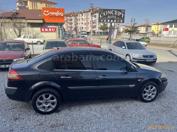 ZEVK OTO GALERİDEN MEGANE 2