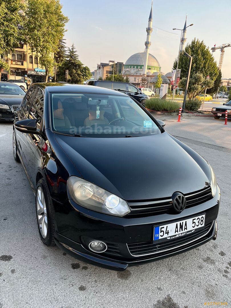 Sahibinden Volkswagen Golf 1.6 TDi Trendline 2012 Model Sakarya 308.000 km Siyah 1