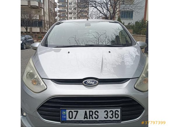 Sahibinden Ford B-Max 1.6 Titanium 2012 Model