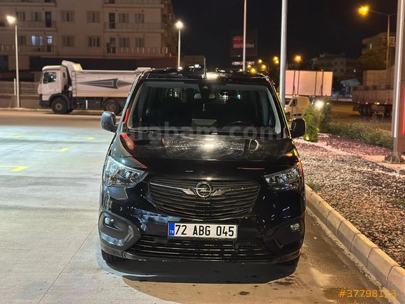 Sahibinden Opel Combo 1.5 CDTI Edition 2022 Model