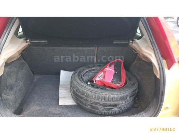 Sahibinden Ford Focus 1.6 Ghia 2001 Model Mersin