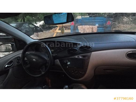 Sahibinden Ford Focus 1.6 Ghia 2001 Model Mersin