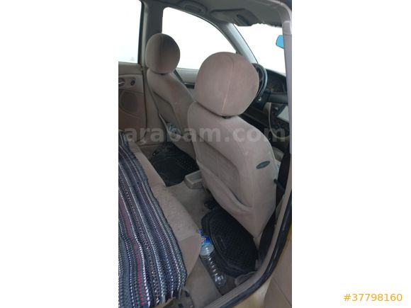 Sahibinden Ford Focus 1.6 Ghia 2001 Model Mersin