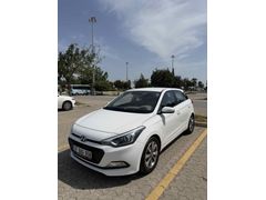 Sahibinden Hyundai i20 1.4 MPI Style 2017 Model 82.000 km Beyaz
