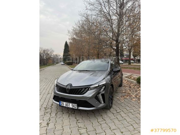 DOKTORDAN|2025 RENAULT CLİO|1.0 TCe|Techno Esprit Alpine|6001KM 