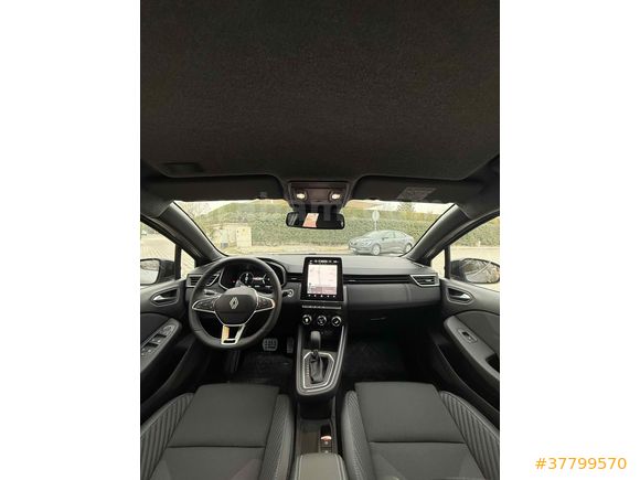 DOKTORDAN|2025 RENAULT CLİO|1.0 TCe|Techno Esprit Alpine|6001KM 